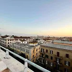 Gallery Art Flat Near The Colosseum And Domus Aurea